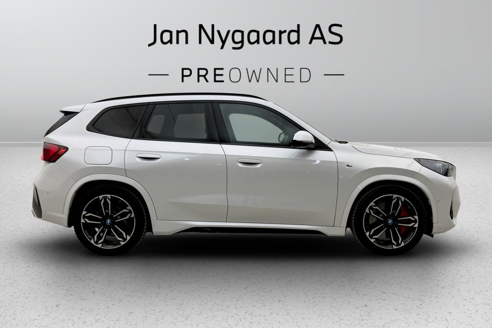 BMW iX1 xDrive30 M-Sport 5d