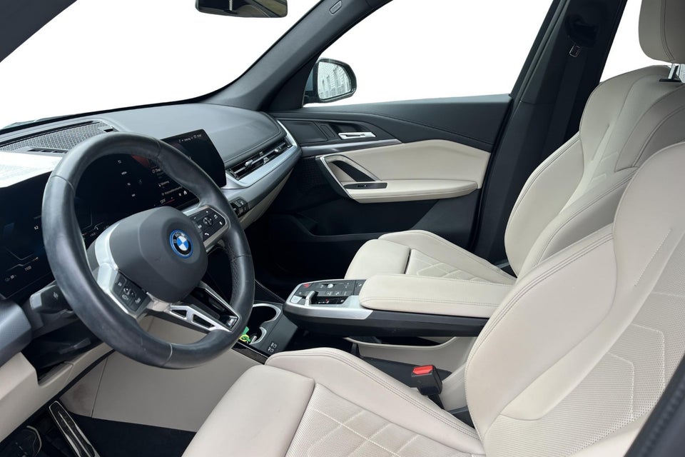 BMW iX1 eDrive20 M-Sport 5d