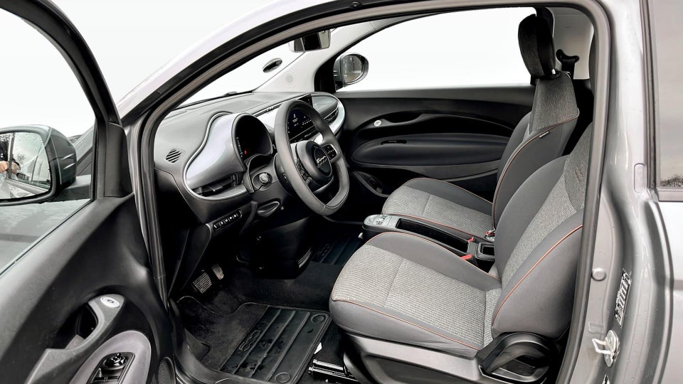 Fiat 500e 42 Icon 3d