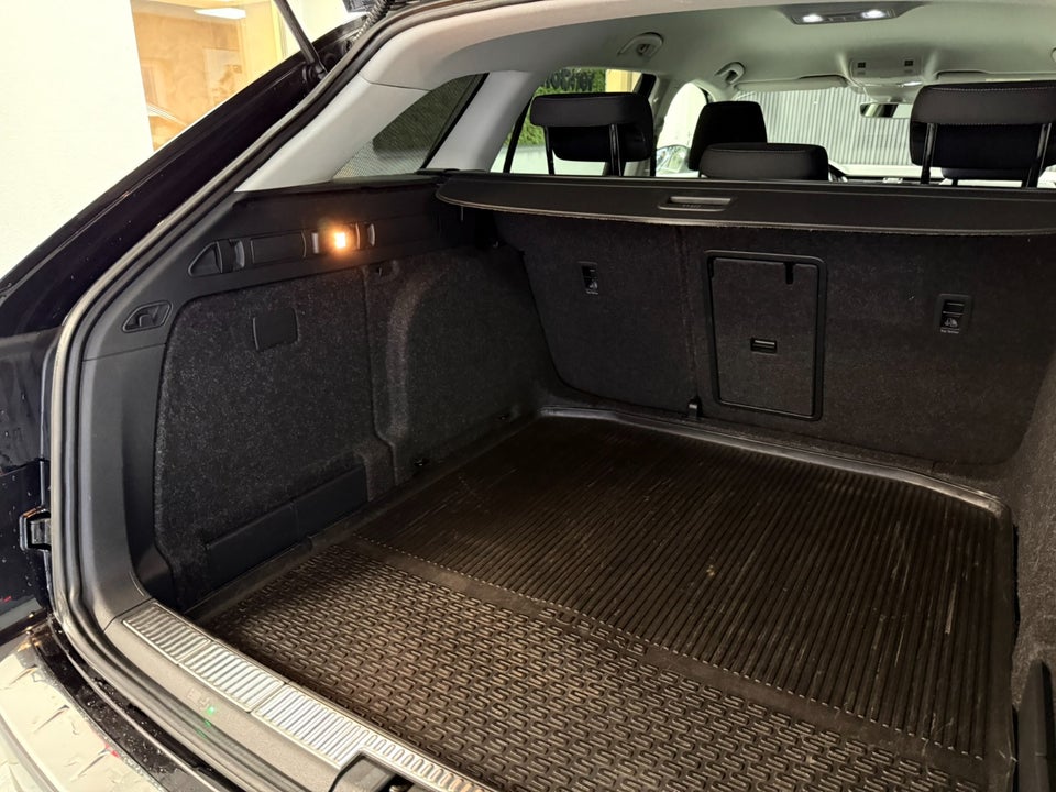 Skoda Superb 2,0 TDi 150 Ambition Combi 5d