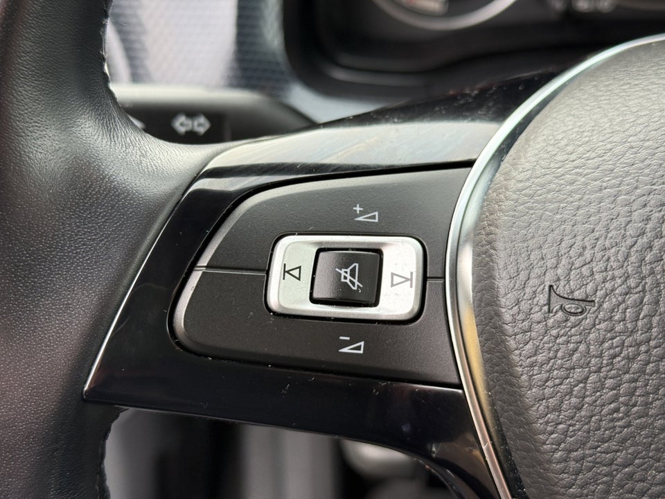 VW Up! 1,0 MPi 60 Move Up! BMT 5d