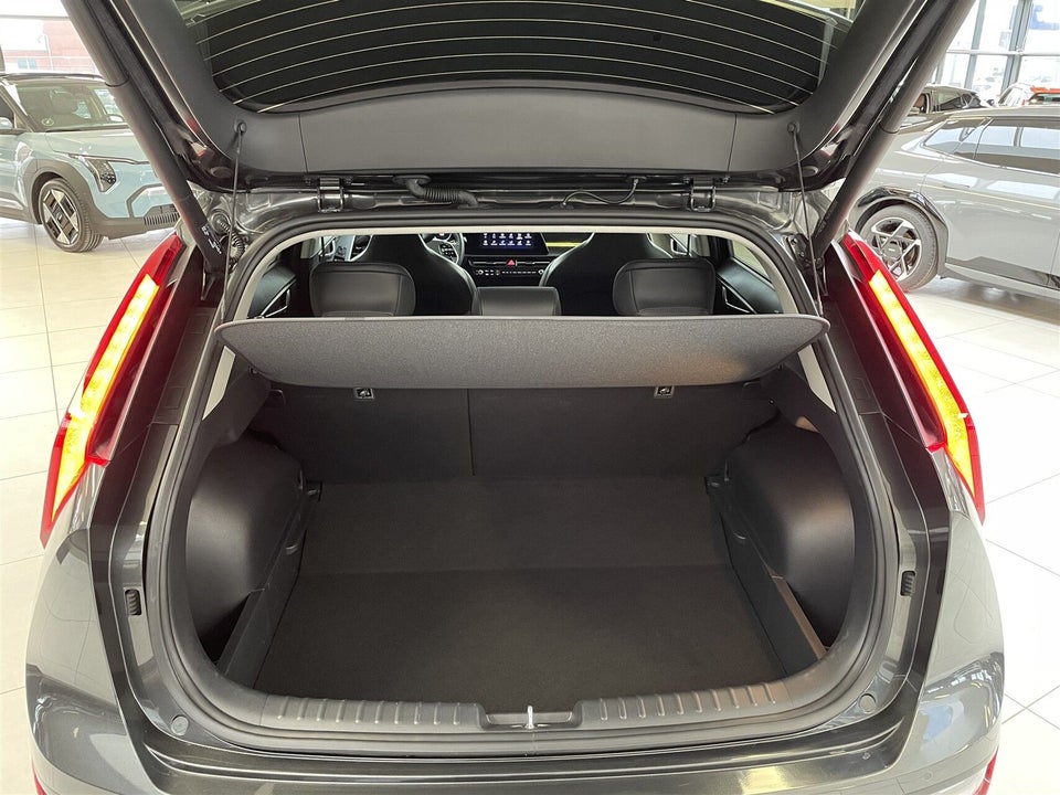 Kia Niro 64 EV Upgrade 5d