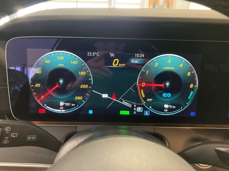 Mercedes E300 de 2,0 AMG Line stc. aut. 5d