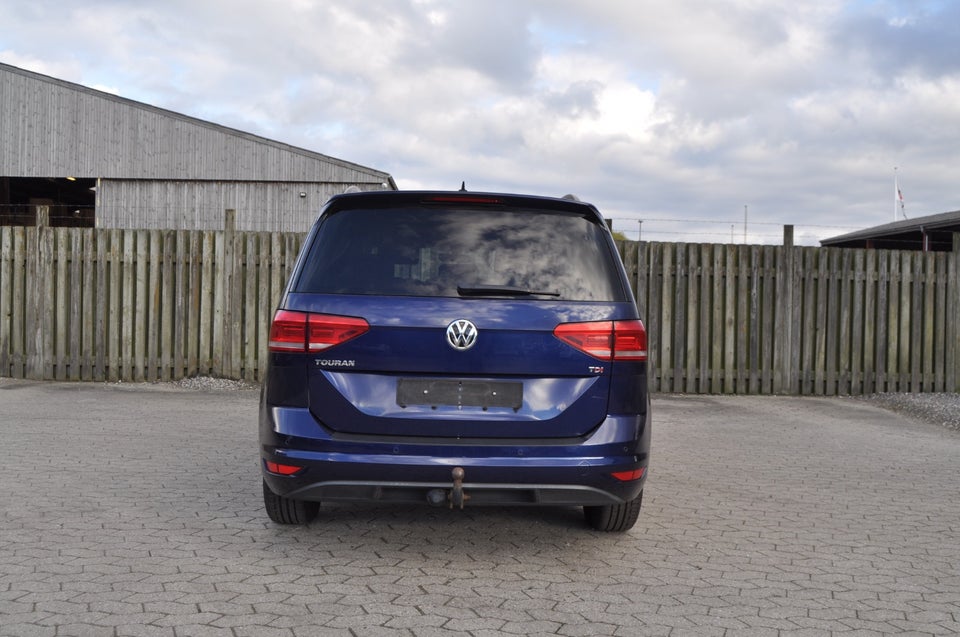 VW Touran 1,6 TDi 115 Comfortline DSG 7prs 5d
