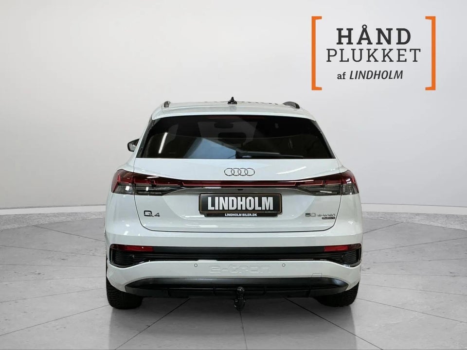 Audi Q4 e-tron 50 S-line quattro 5d