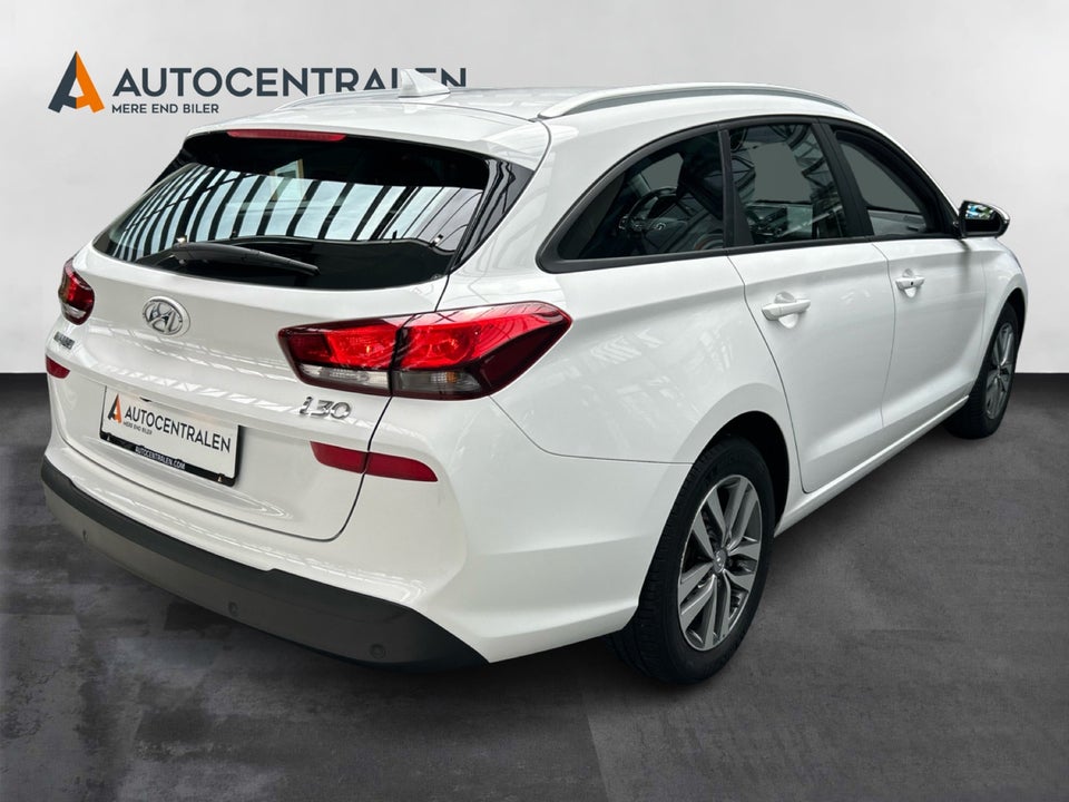 Hyundai i30 1,0 T-GDi Life Komfort stc. 5d