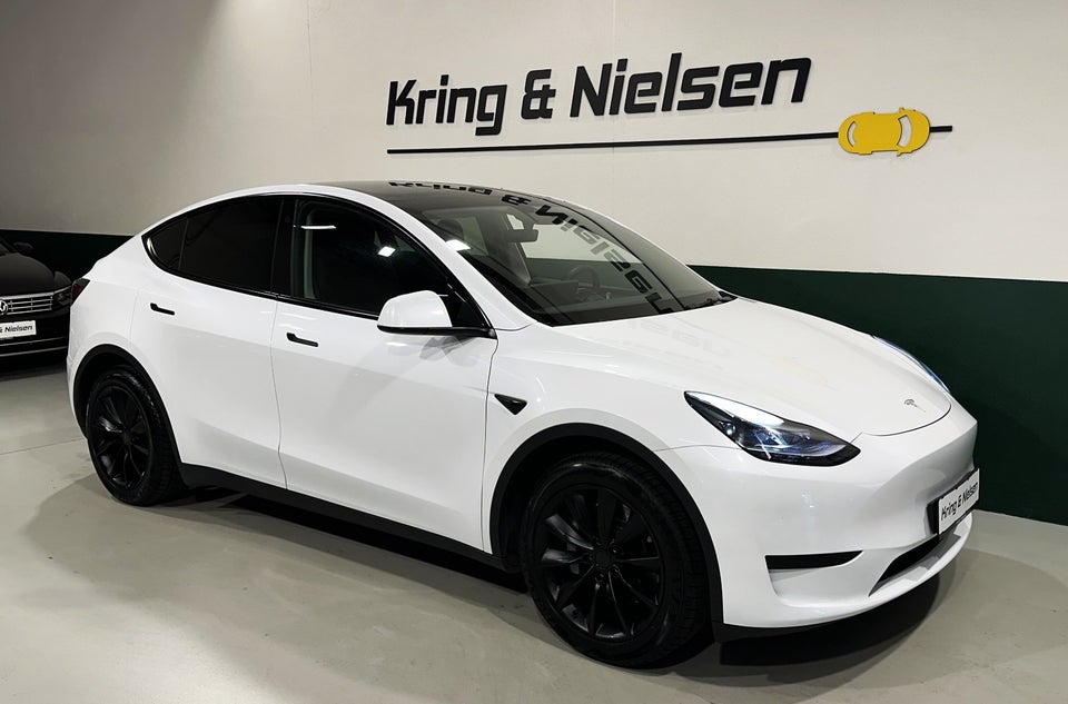 Tesla Model Y RWD 5d