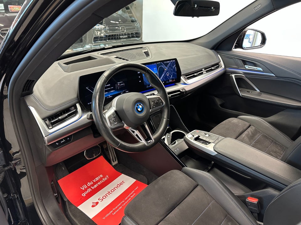 BMW iX1 eDrive20 M-Sport Pro 5d