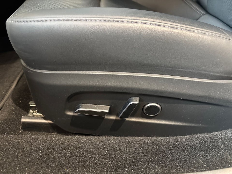 Tesla Model 3 RWD 4d