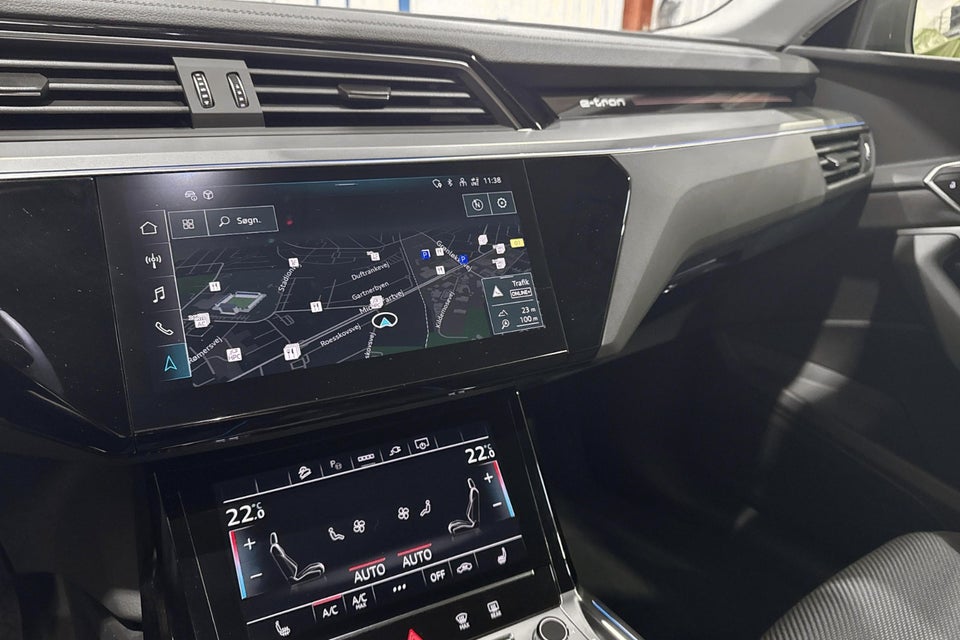 Audi Q8 e-tron 50 Prestige quattro 5d