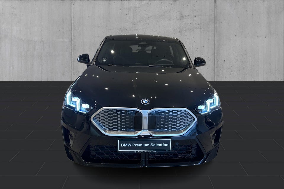 BMW iX2 eDrive20 M-Sport 5d