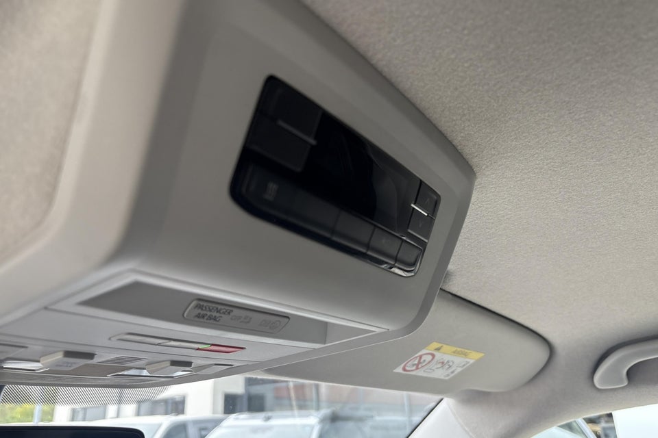 VW Transporter 2,0 TDi 150 Kassevogn DSG lang