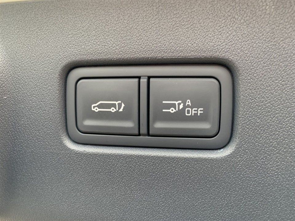 Kia PV5 71 Long Range Upgrade 5d