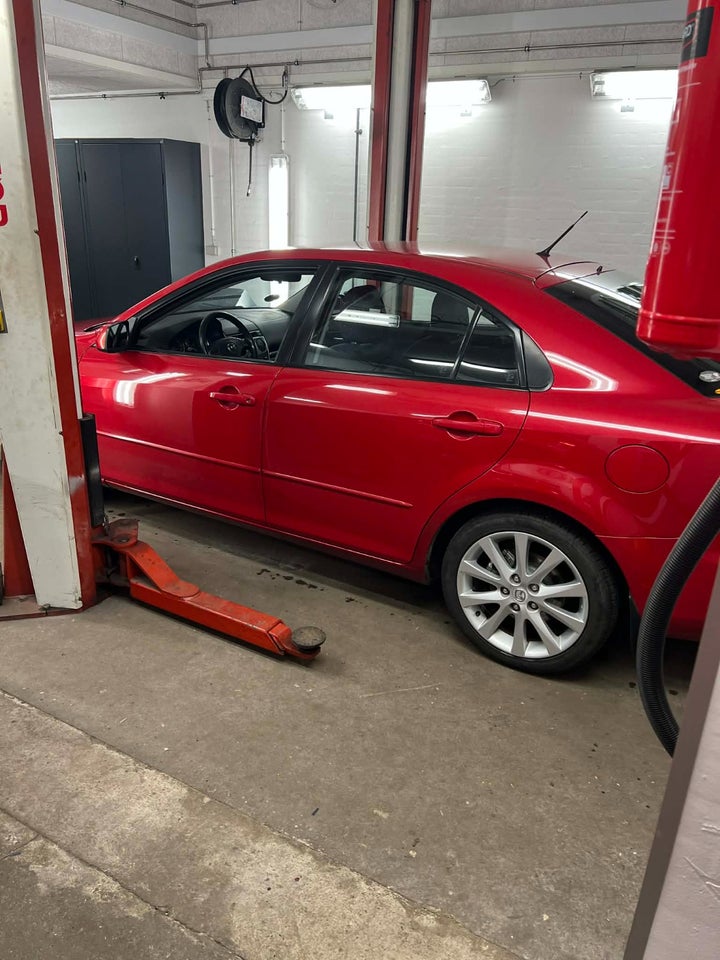 Mazda 6 2,3 Sport 5d