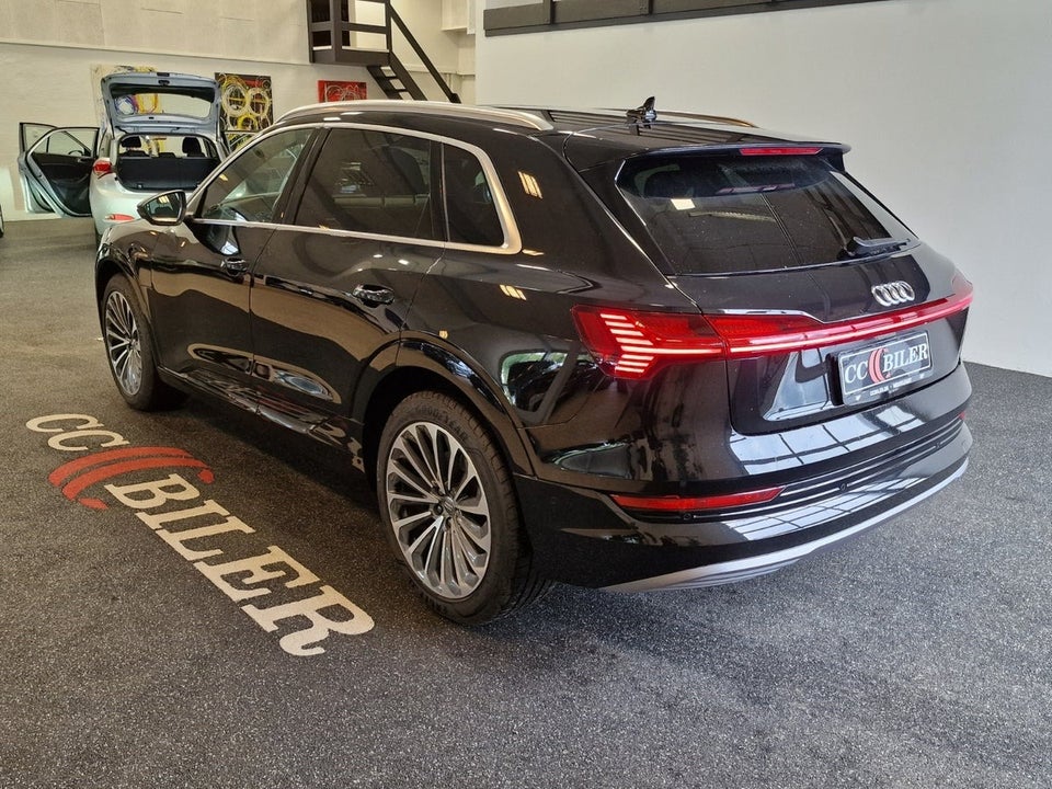 Audi e-tron 55 S-line quattro 5d