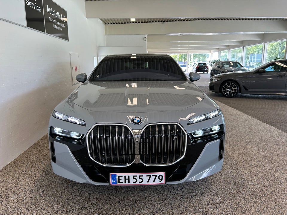 BMW i7 xDrive60 M-Sport 4d