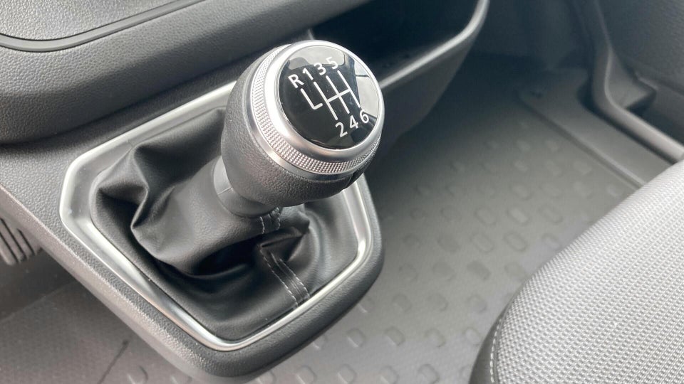 Renault Trafic 2,0 dCi 130 L2H1 Tekno