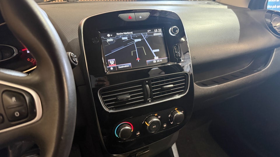 Renault Clio IV 0,9 TCe 90 Zen Sport Tourer 5d
