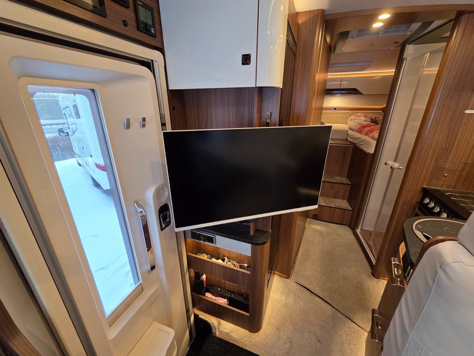 Hymer B-MC I680 2,0 CDi 170 aut. 2d