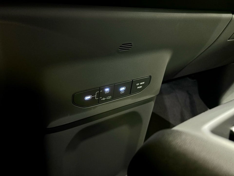 Kia EV9 76 Standard Range Upgrade RWD 7prs 5d