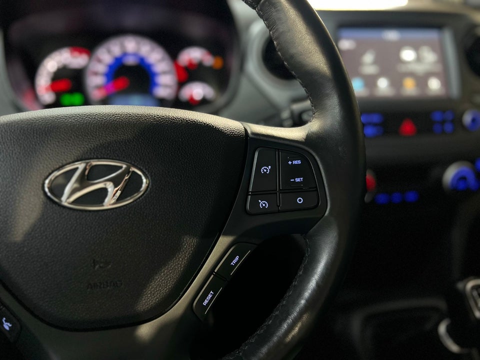 Hyundai i10 1,0 MPi Advanced 5d