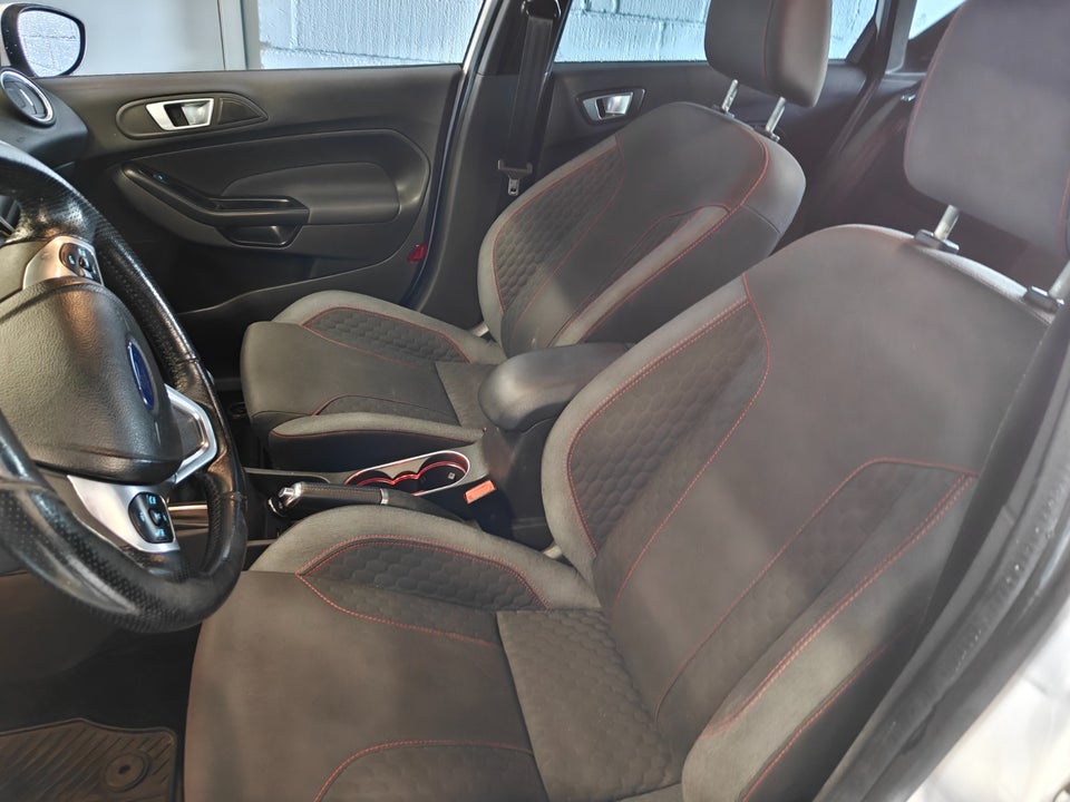 Ford Fiesta 1,0 SCTi 140 ST-Line 5d