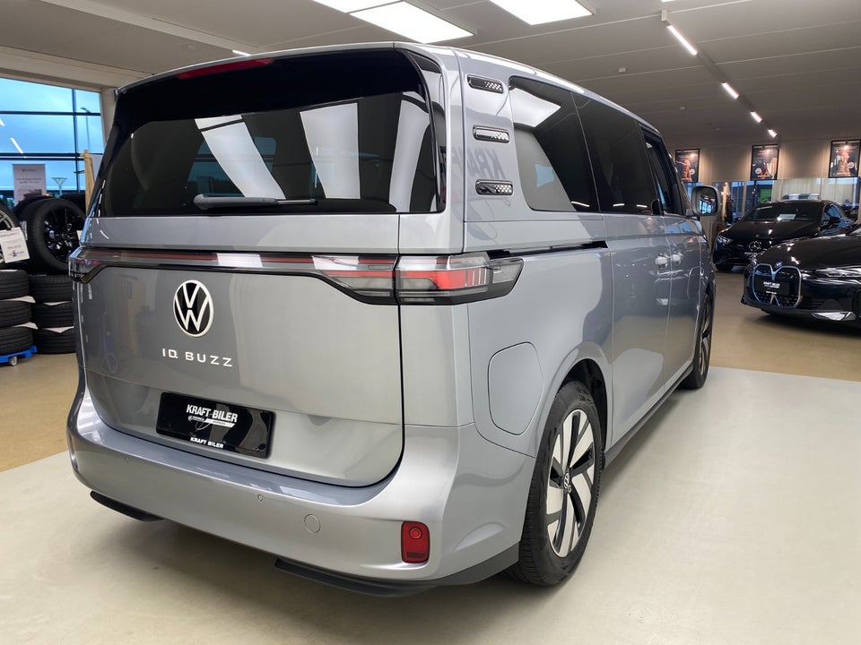 VW ID. Buzz 77 Style SWB 5d