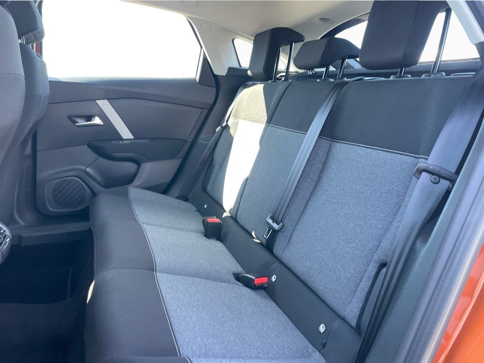 Citroën C4 1,2 PureTech 130 Feel EAT8 5d