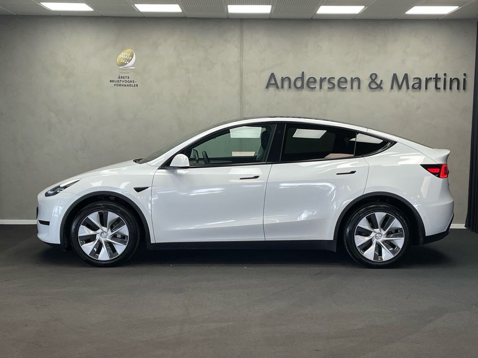 Tesla Model Y Long Range AWD 5d