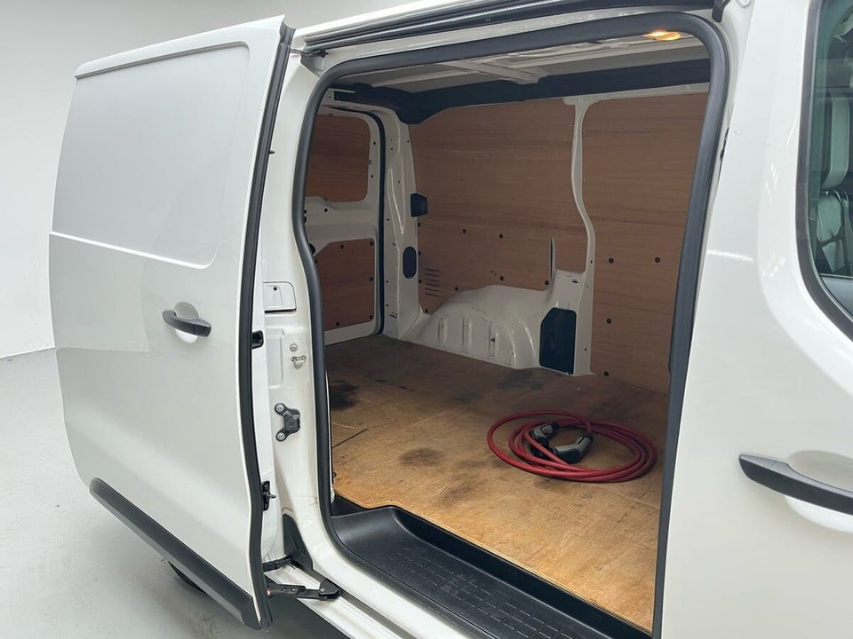 Peugeot e-Expert 50 L2 Premium Van