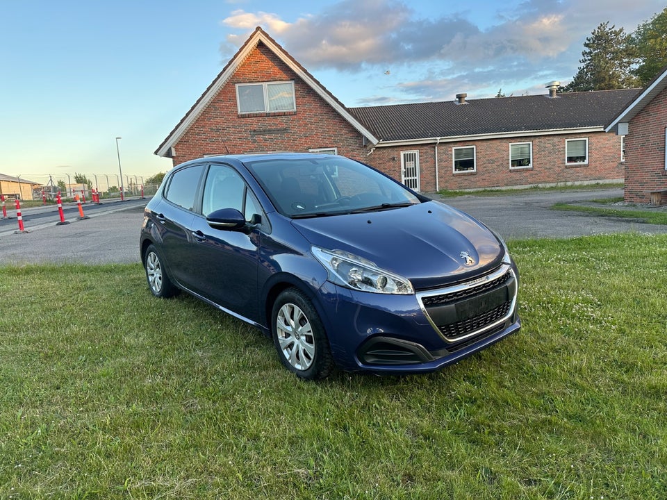 Peugeot 208 1,6 BlueHDi 100 Allure Sky 5d