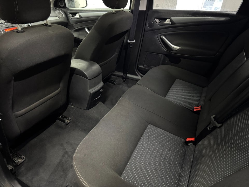 Ford Mondeo 2,0 TDCi 140 Titanium stc. aut. 5d