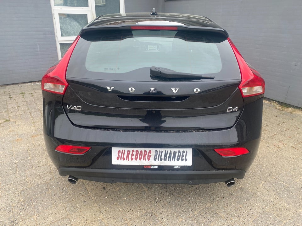 Volvo V40 2,0 D4 190 R-Design Drive-E 5d