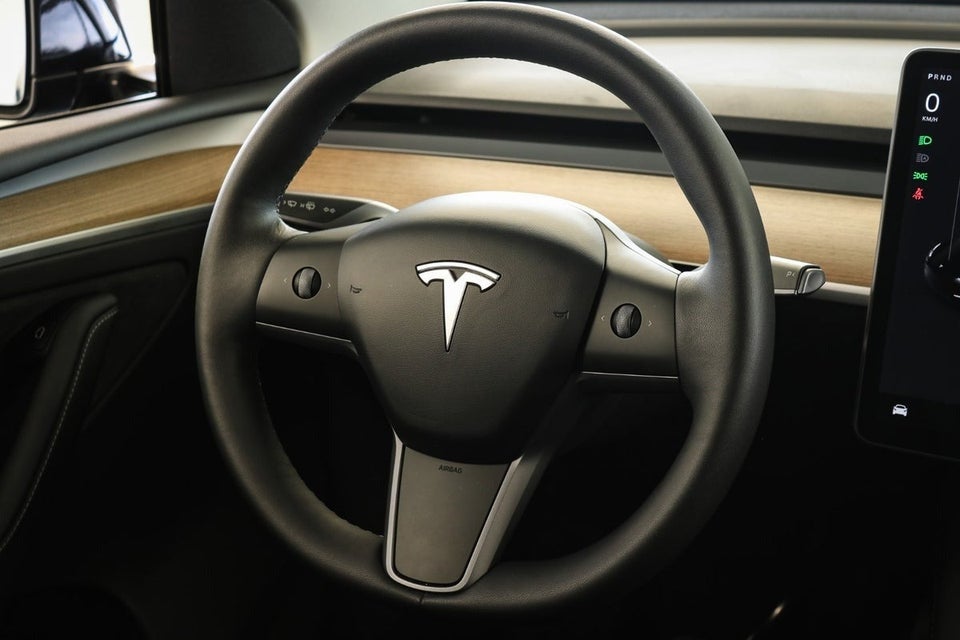 Tesla Model Y Long Range AWD 5d