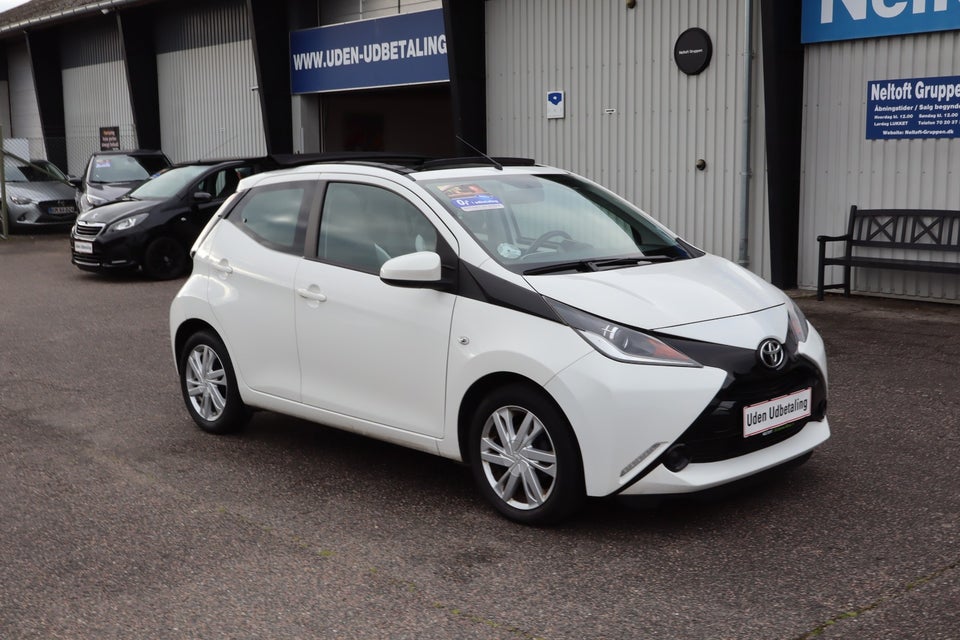 Toyota Aygo 1,0 VVT-i x-sky 5d