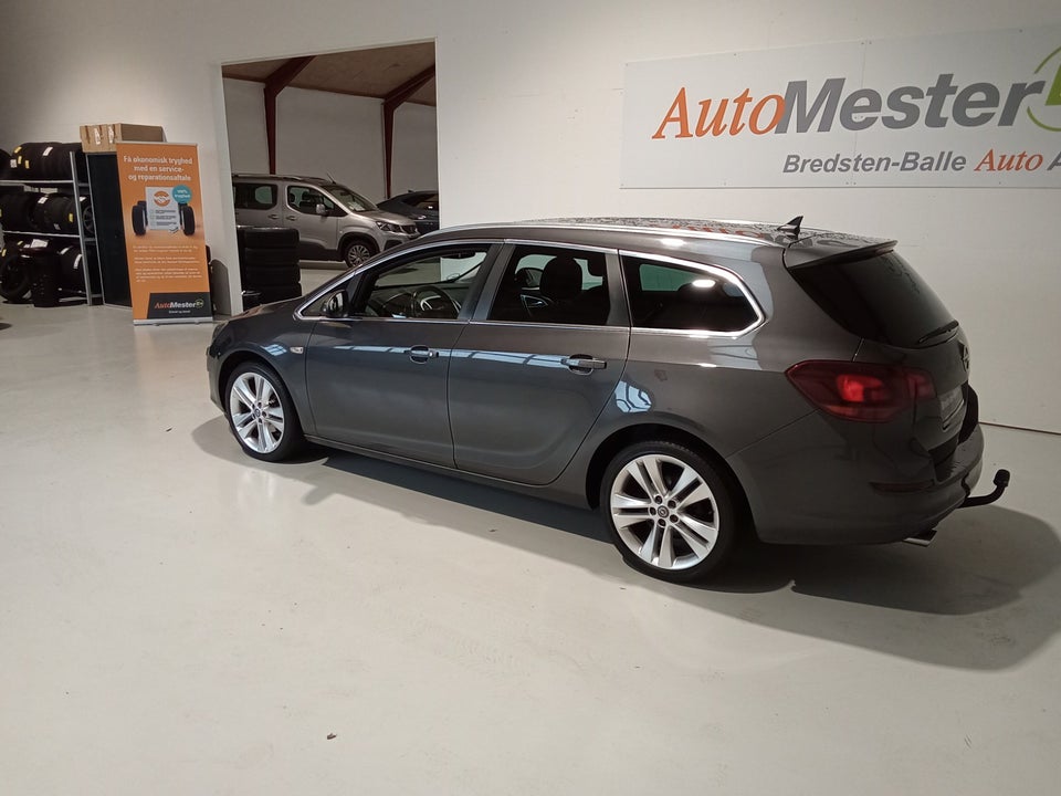 Opel Astra 1,4 T 140 Sport Sports Tourer 5d