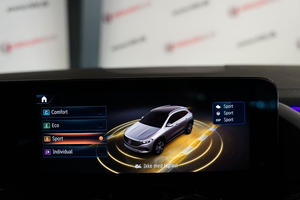 Mercedes EQA300 Electric Art 4Matic 5d