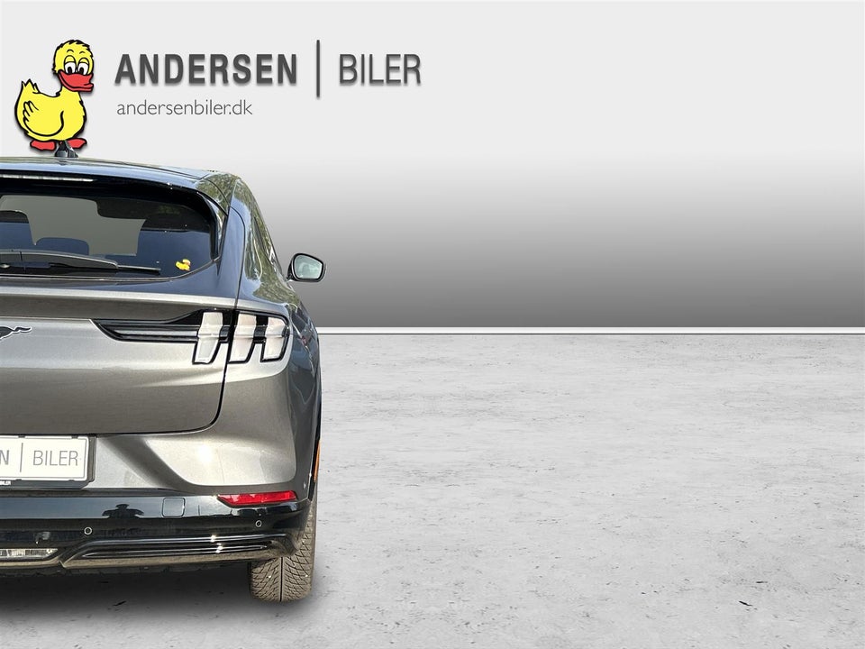 Ford Mustang Mach-E 73 Premium Standard Range AWD 5d