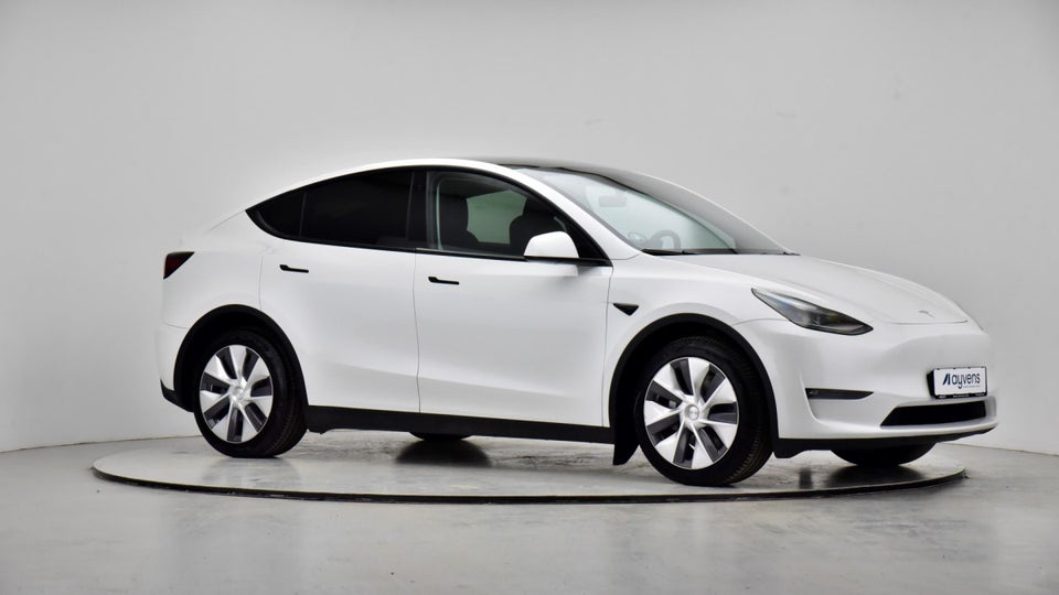Tesla Model Y Long Range AWD 5d
