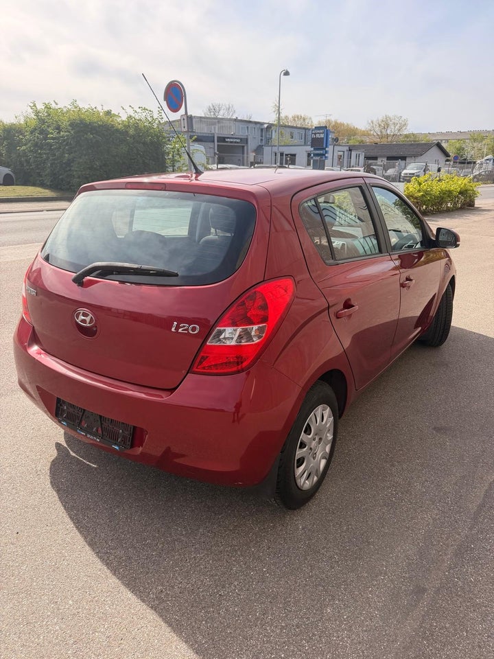 Hyundai i20 1,25 Comfort 5d