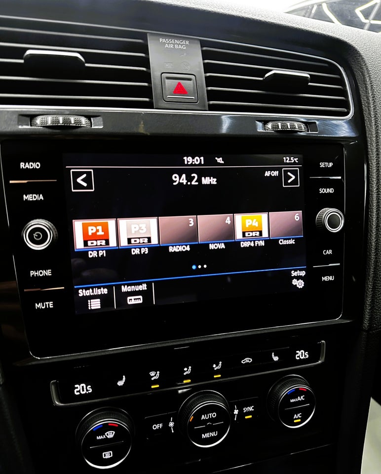 VW Golf VII 1,5 TSi 130 Comfortline DSG 5d