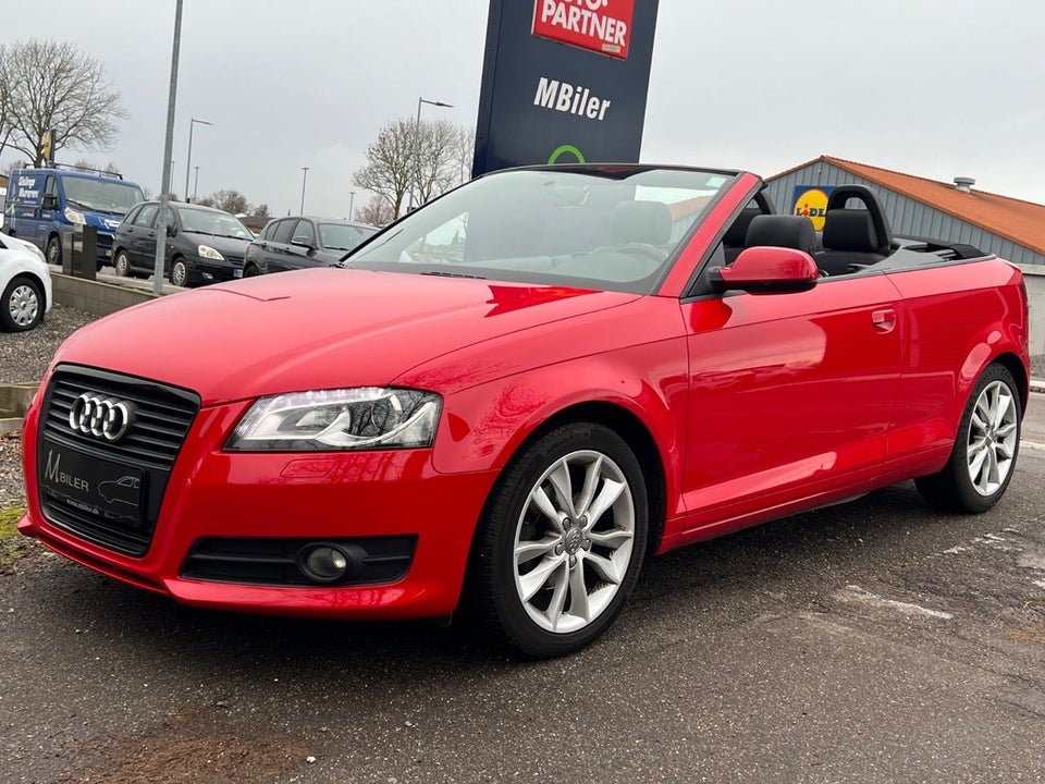 Audi A3 1,6 TDi Attraction Cabriolet 2d