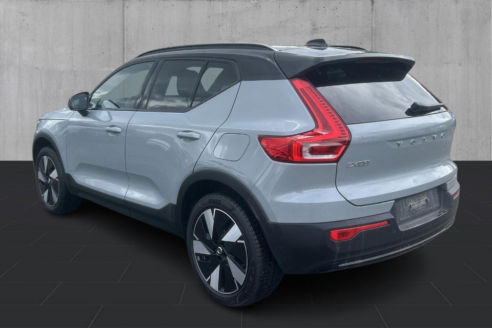 Volvo EX40 Extended Range Plus 5d