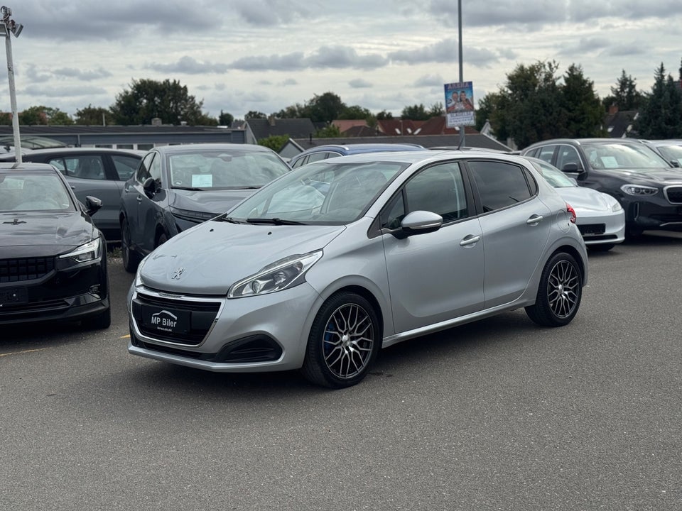 Peugeot 208 1,6 BlueHDi 100 Envy 5d