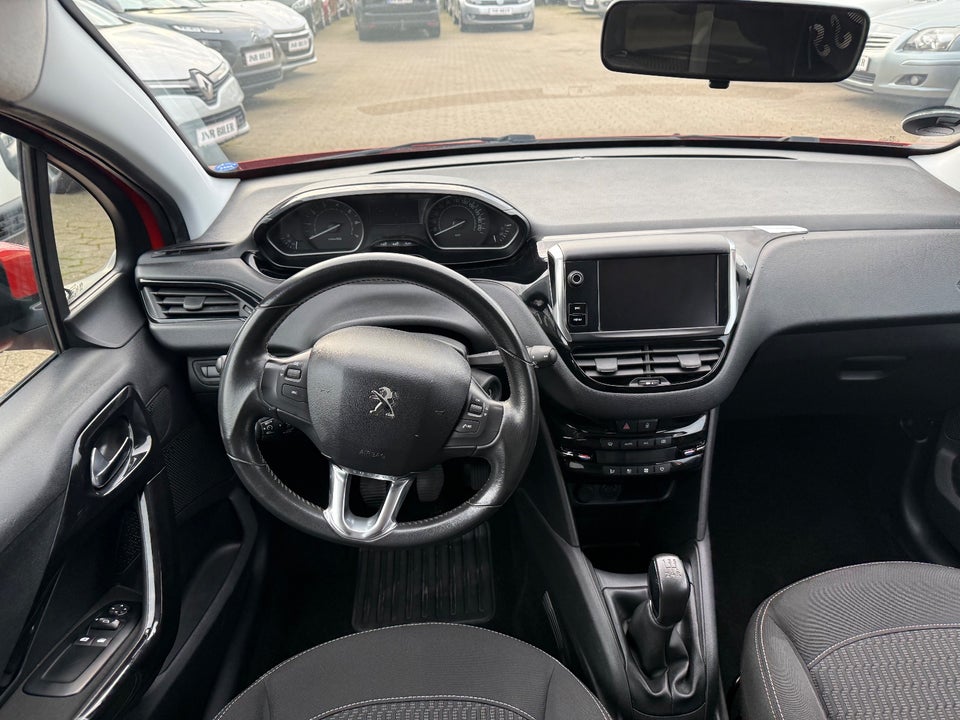 Peugeot 208 1,2 PureTech 82 Style 5d