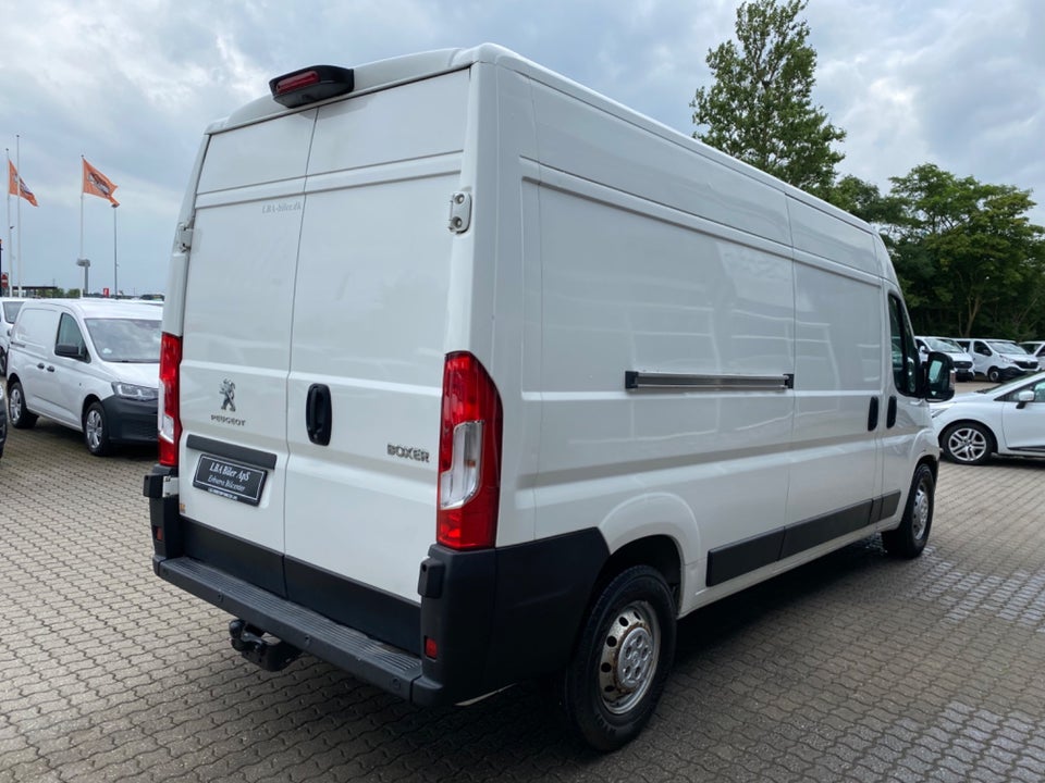 Peugeot Boxer 335 2,2 BlueHDi 165 L3H2 Premium