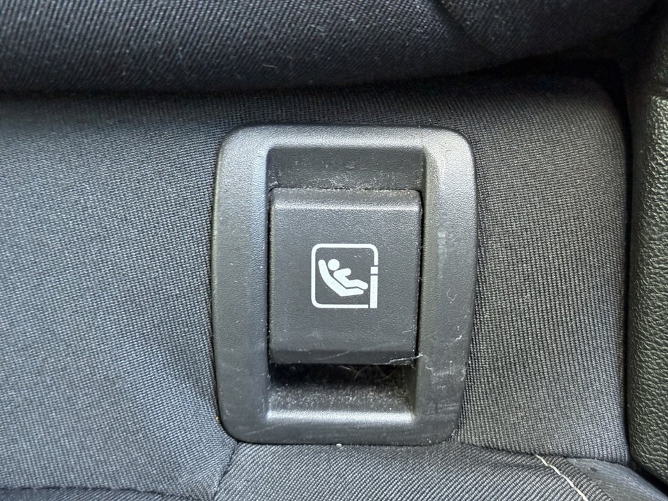 Renault Megane IV 1,3 TCe 140 Zen Sport Tourer 5d