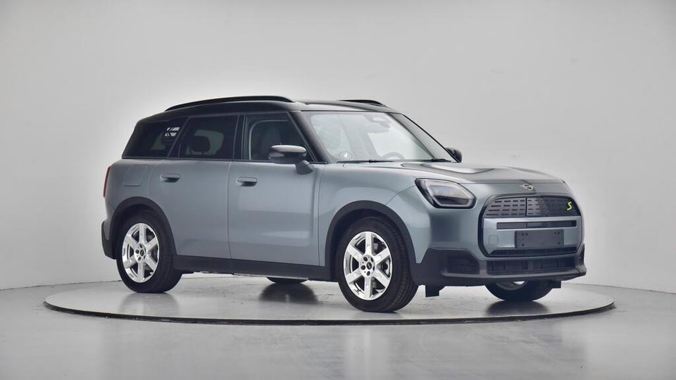 MINI Countryman SE Classic Trim M+ ALL4 5d