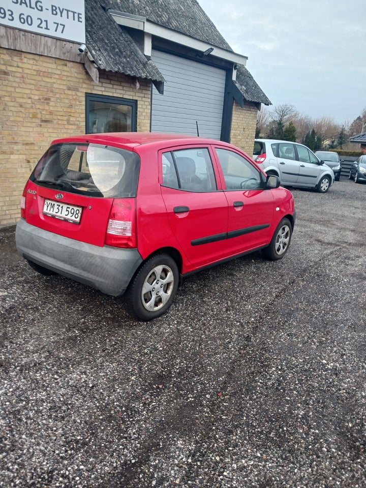 Kia Picanto 1,0 EX 5d