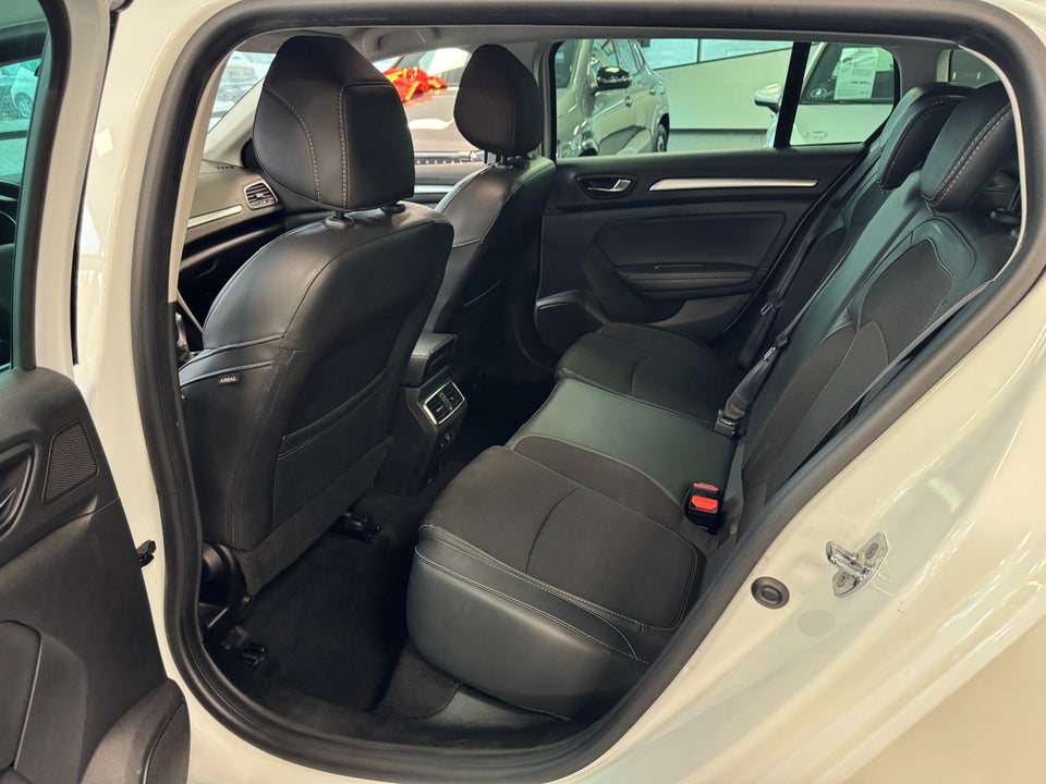 Renault Megane IV 1,6 E-Tech Intens Sport Tourer 5d
